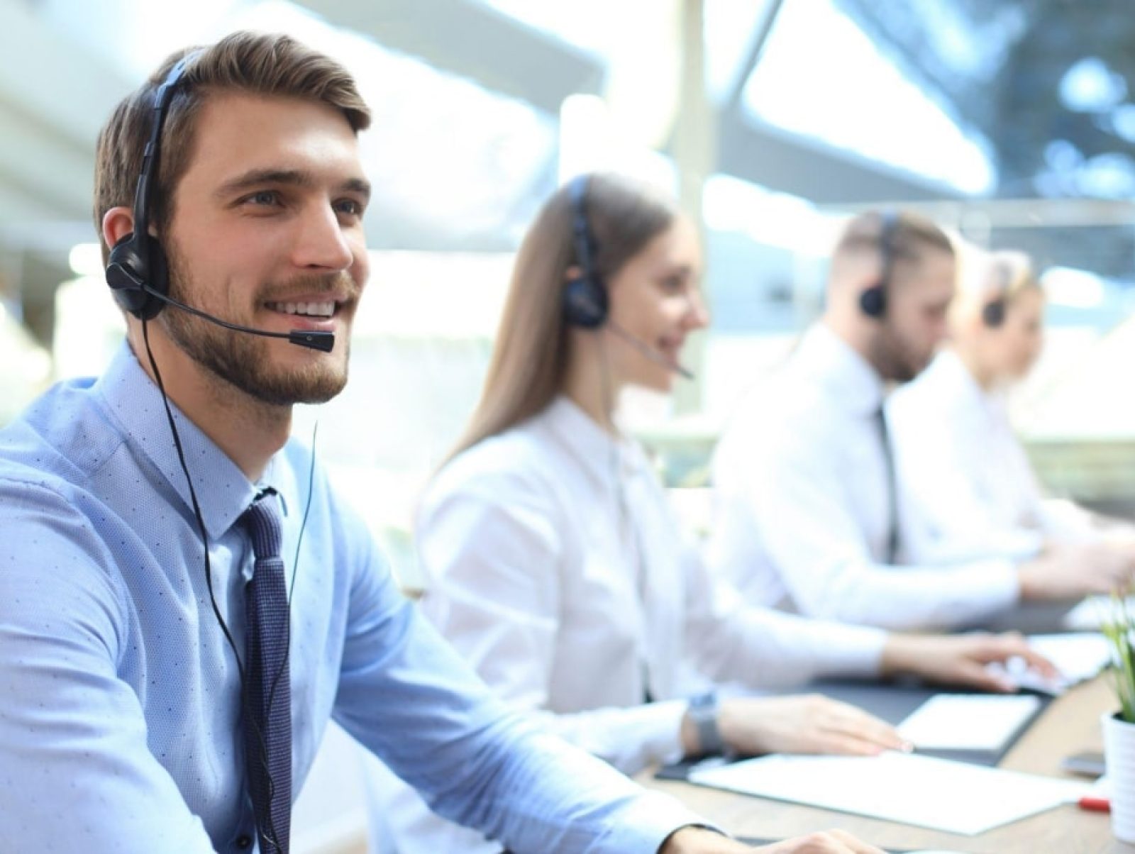 agent dealing with Inbound and Outbound Calls