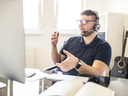 Virtual Call Center Solutions: The Future of Digital Workforce