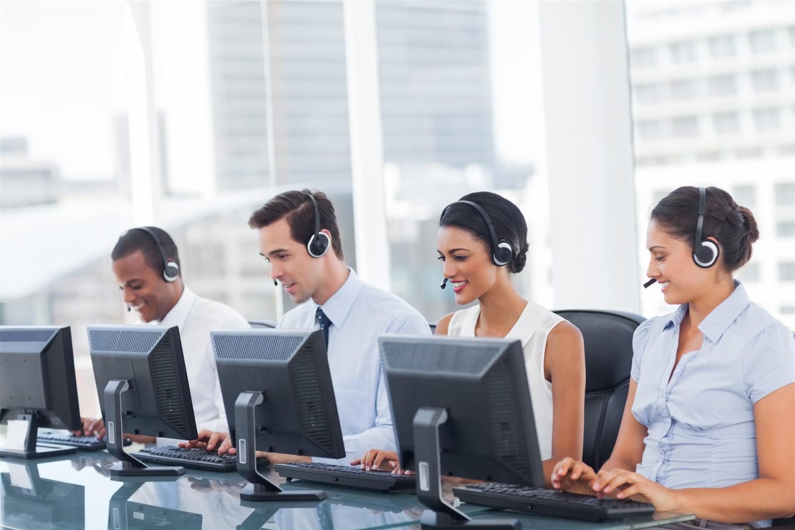 agents using Outbound Call Center Solution