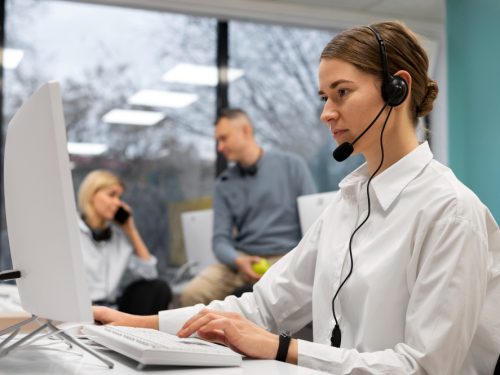 Utilizing Outsource Call Center Services for Elevating Customer Satisfaction