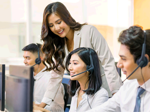 5 Essential Call Center Management Tips for 2024